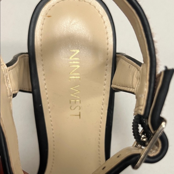 Nine West Leopard Print Sandals with Black Accents - Picture 2 of 7